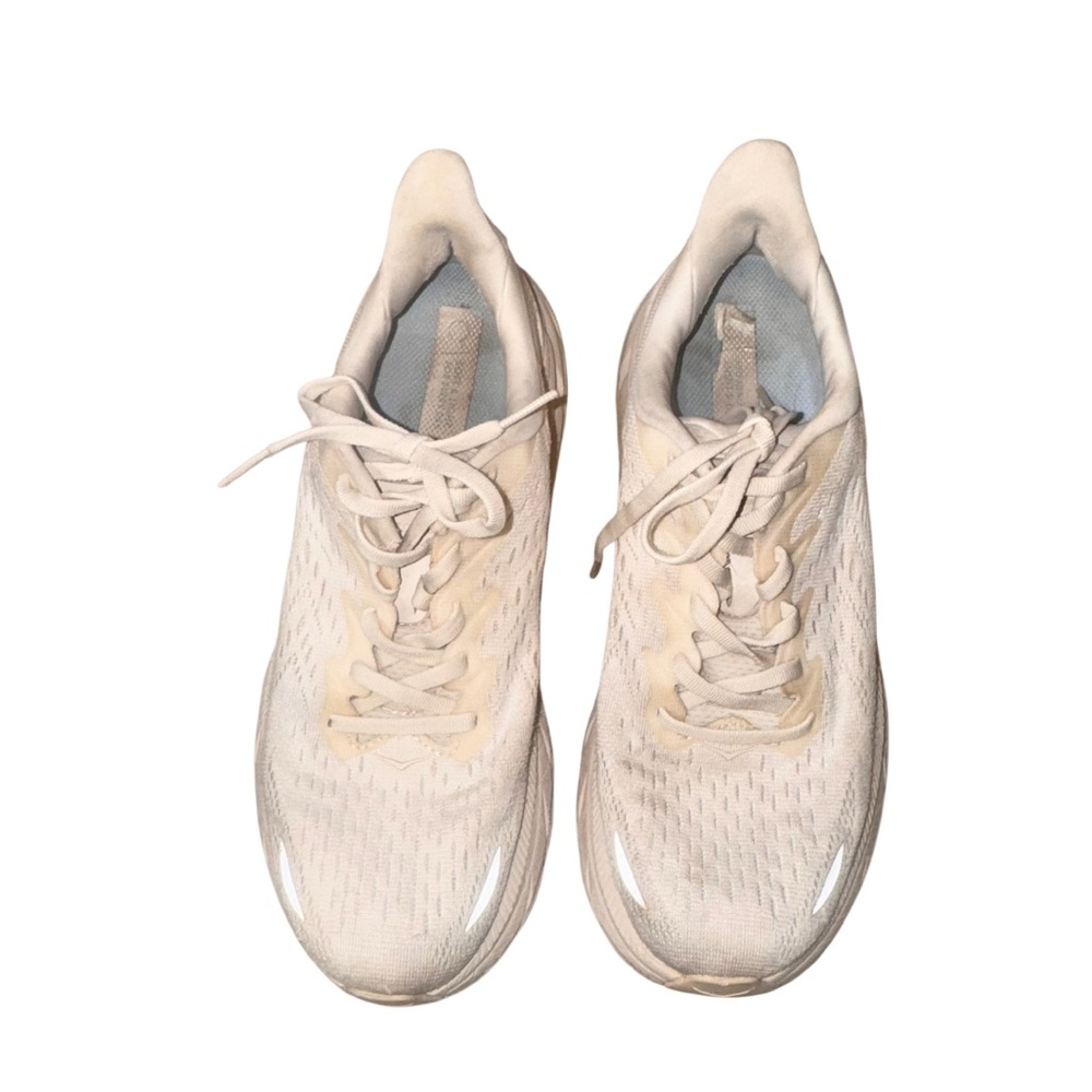 HOKA ONE ONE Clifton 8 cream running tennis shoes women’s size 8